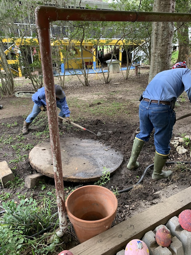 Professional septic tank pumping service